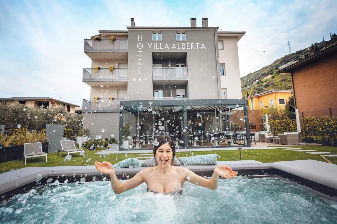 Hotel Villa Alberta Наго Экстерьер фото
